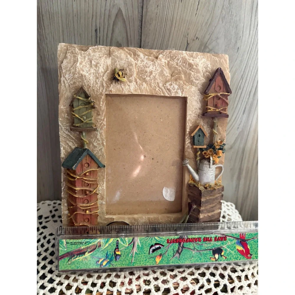 Rustic Garden Birdhouse Resin Picture Frame 3D Watering Can Bumblebee 5x7